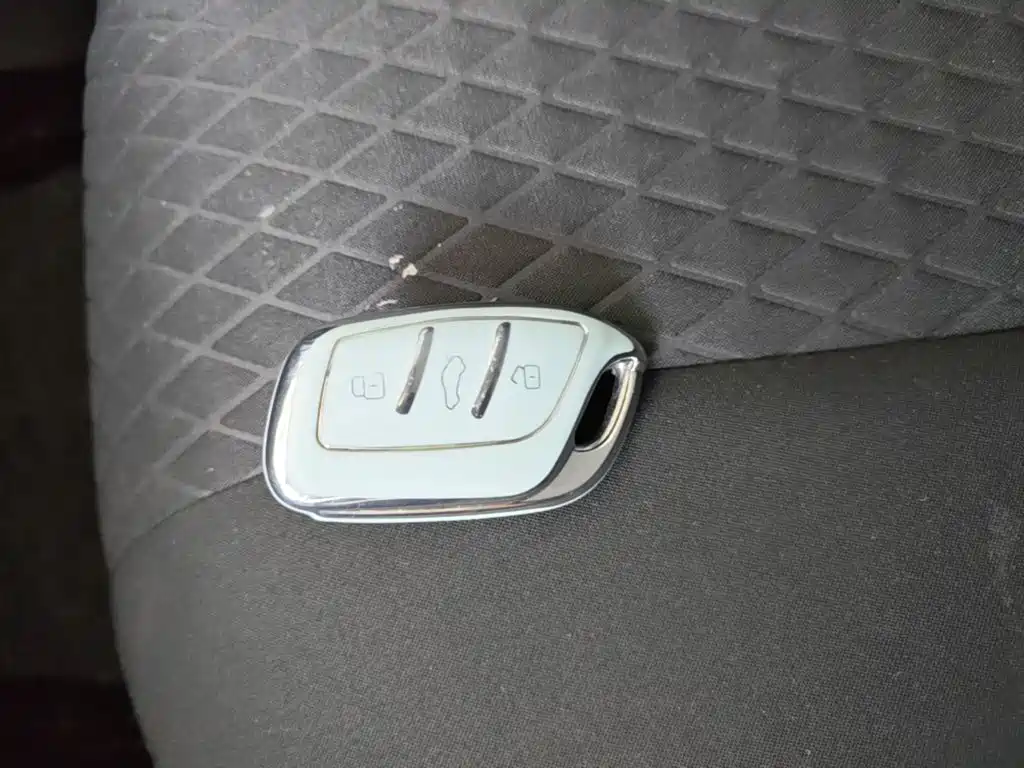 Roewe i5 — миниатюра 9