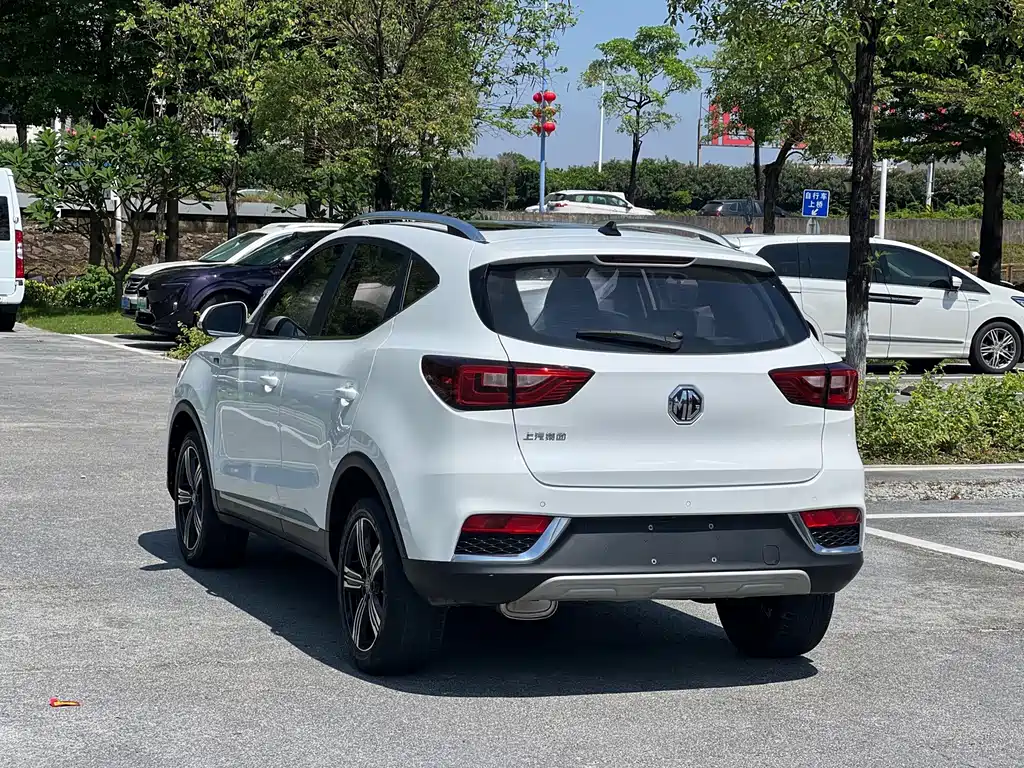 MG ZS — миниатюра 8