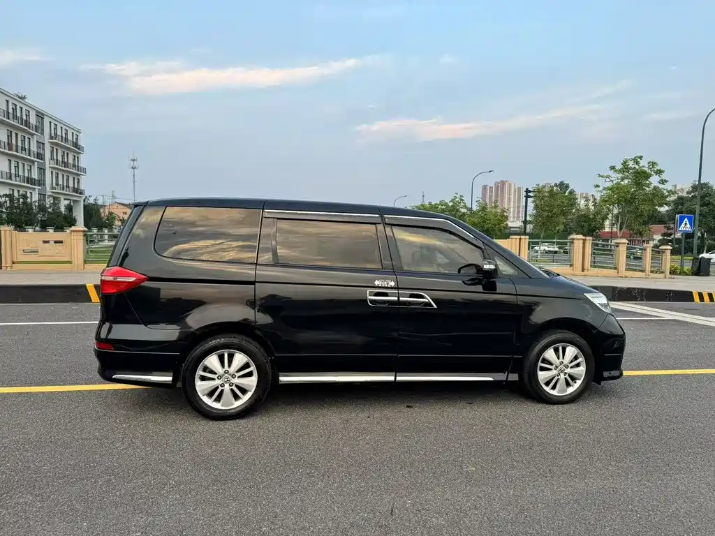 Honda Elysion 2012 2.4L VTi Luxury