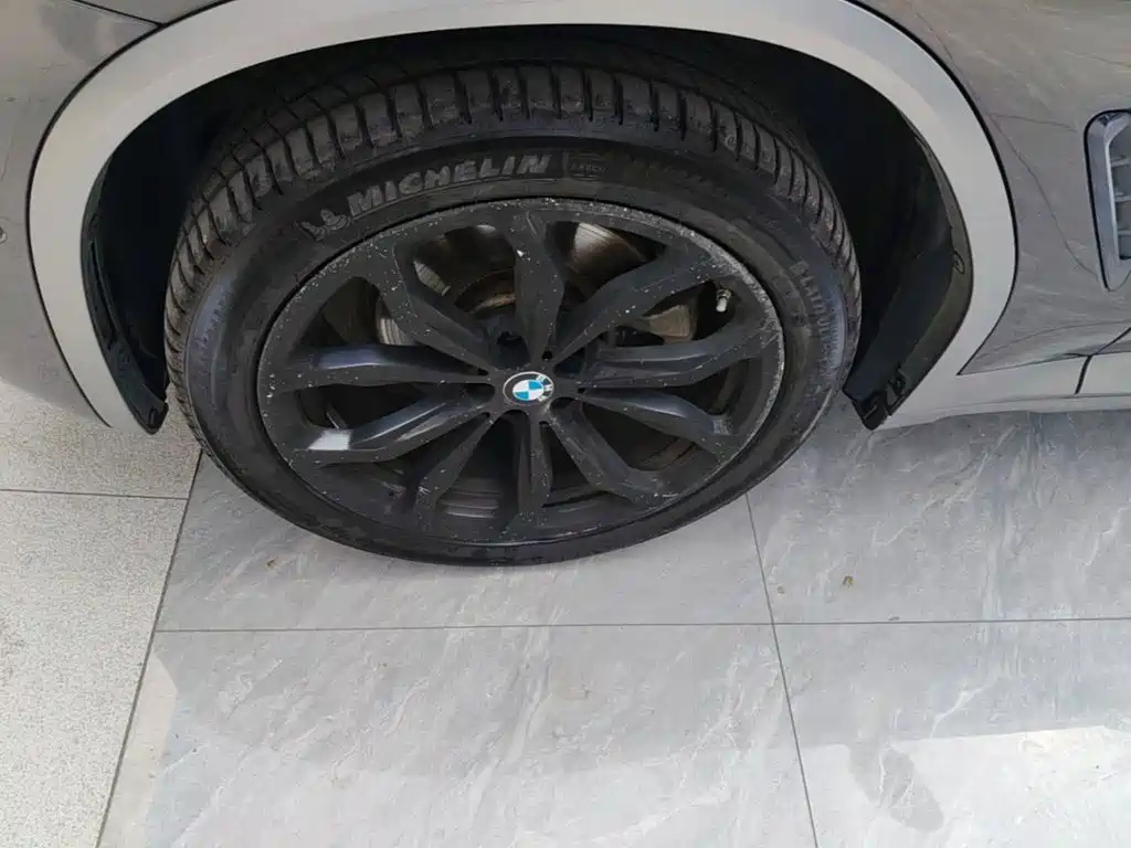 BMW X4 — миниатюра 23