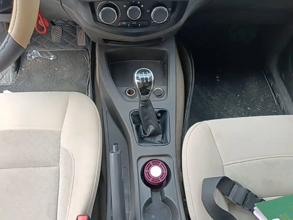 Wuling Hongguang — миниатюра 14