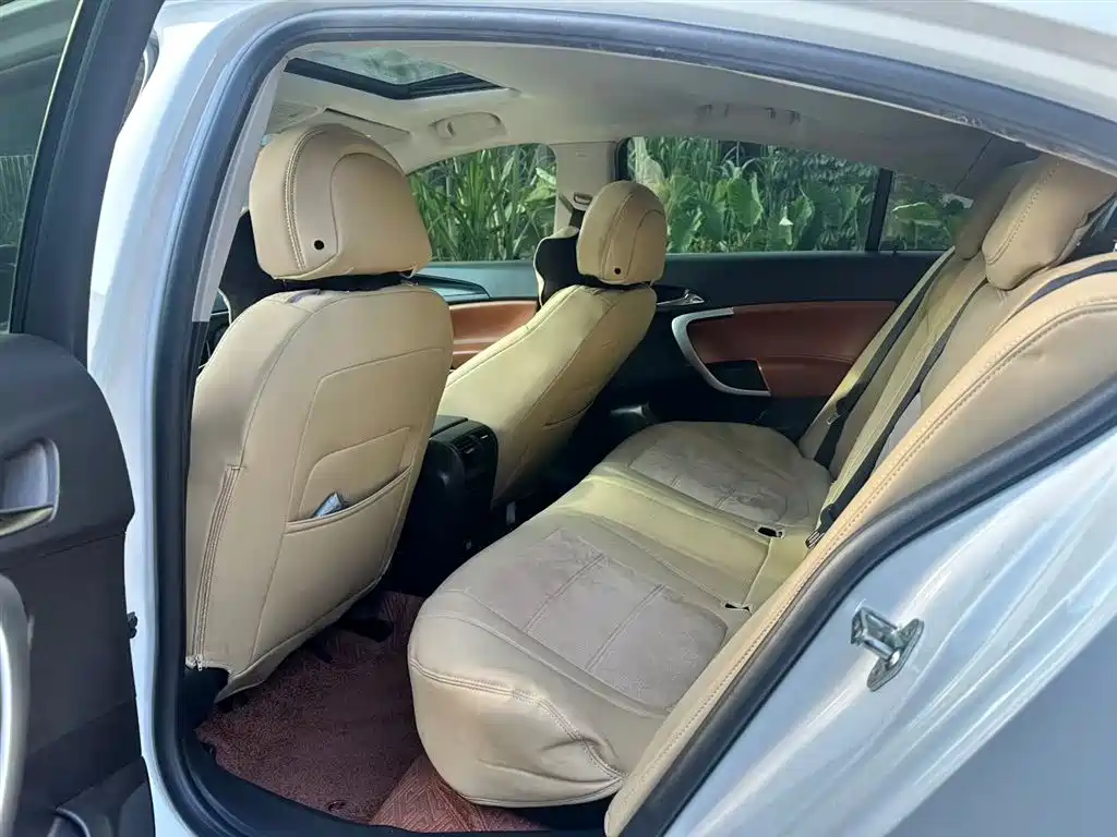Buick Regal 2015 1.6T Elite
