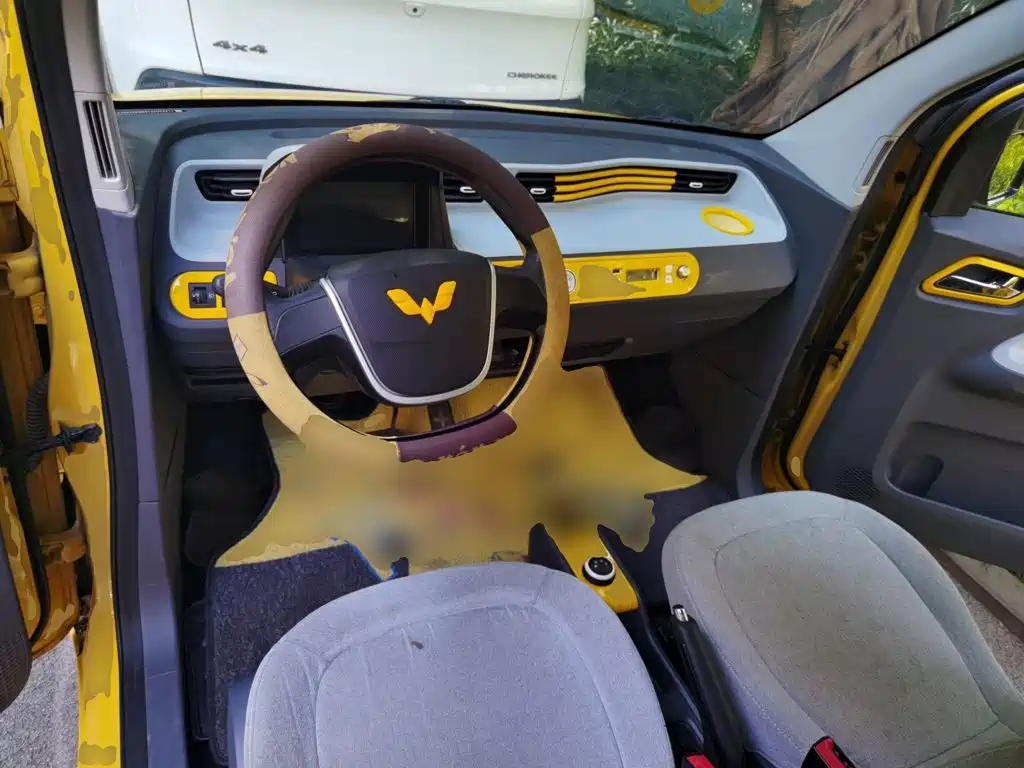 Wuling MINIEV — миниатюра 5