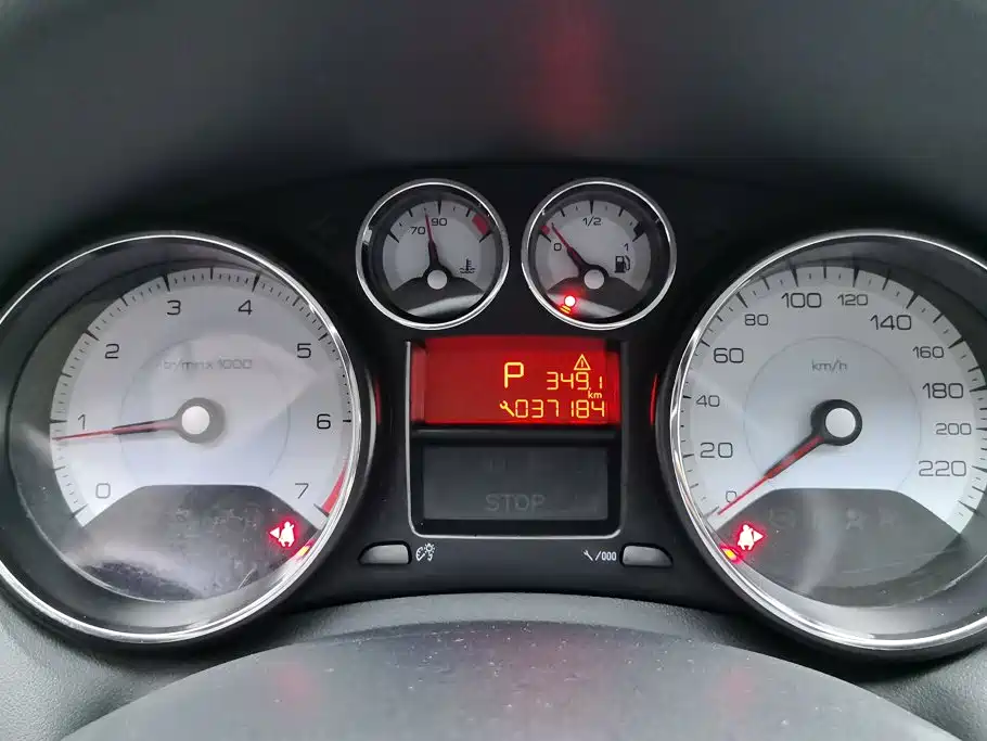 Peugeot 308 — миниатюра 14