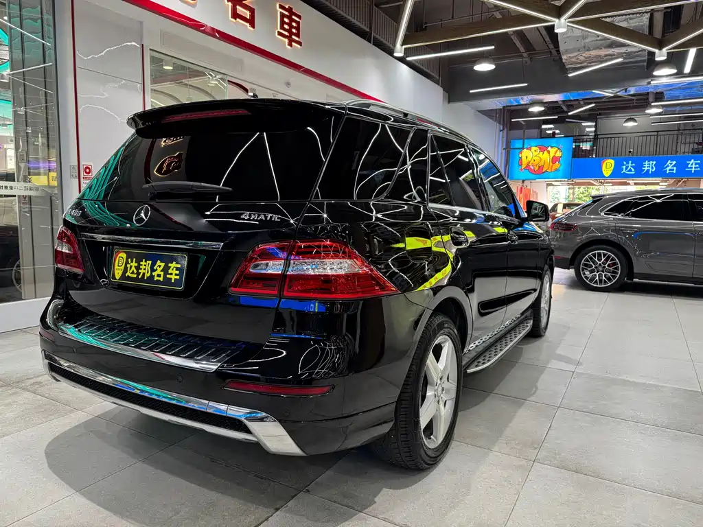 Mercedes-Benz M-Class — миниатюра 14