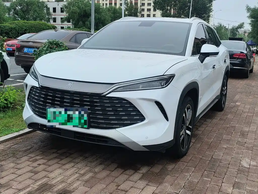 BYD L DM-i — миниатюра 3