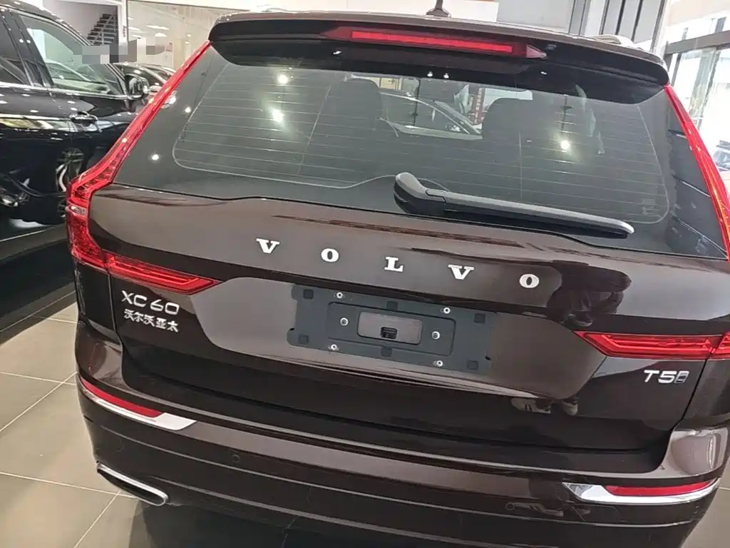 Volvo XC60 — миниатюра 6