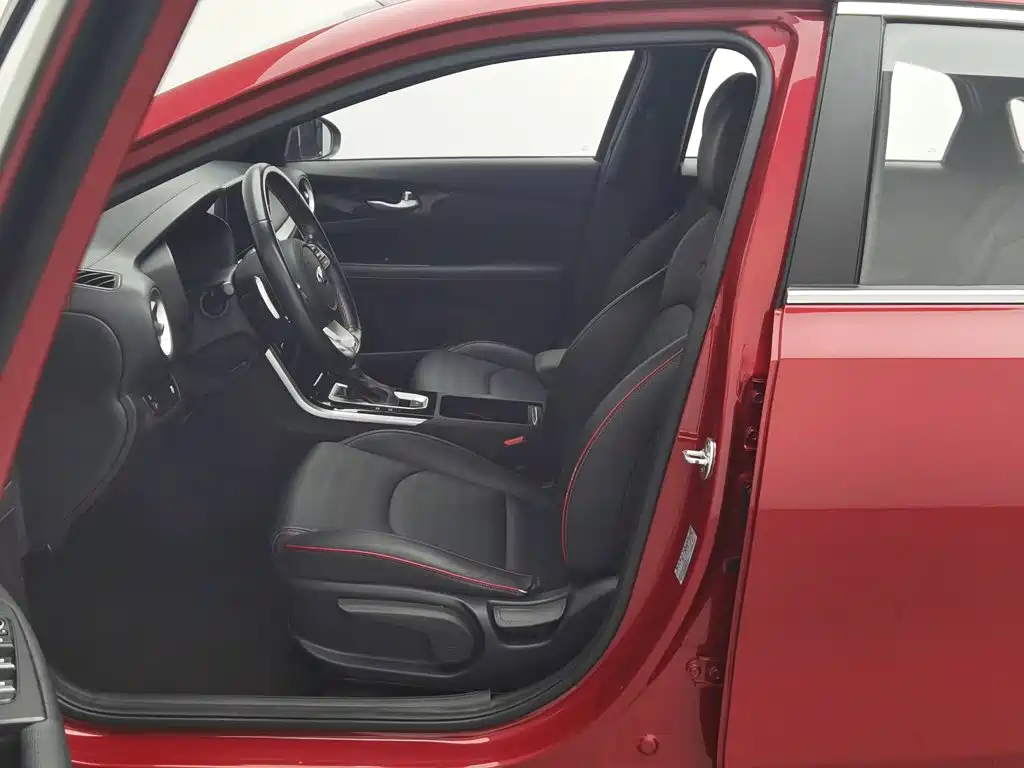 Kia K3 — миниатюра 10