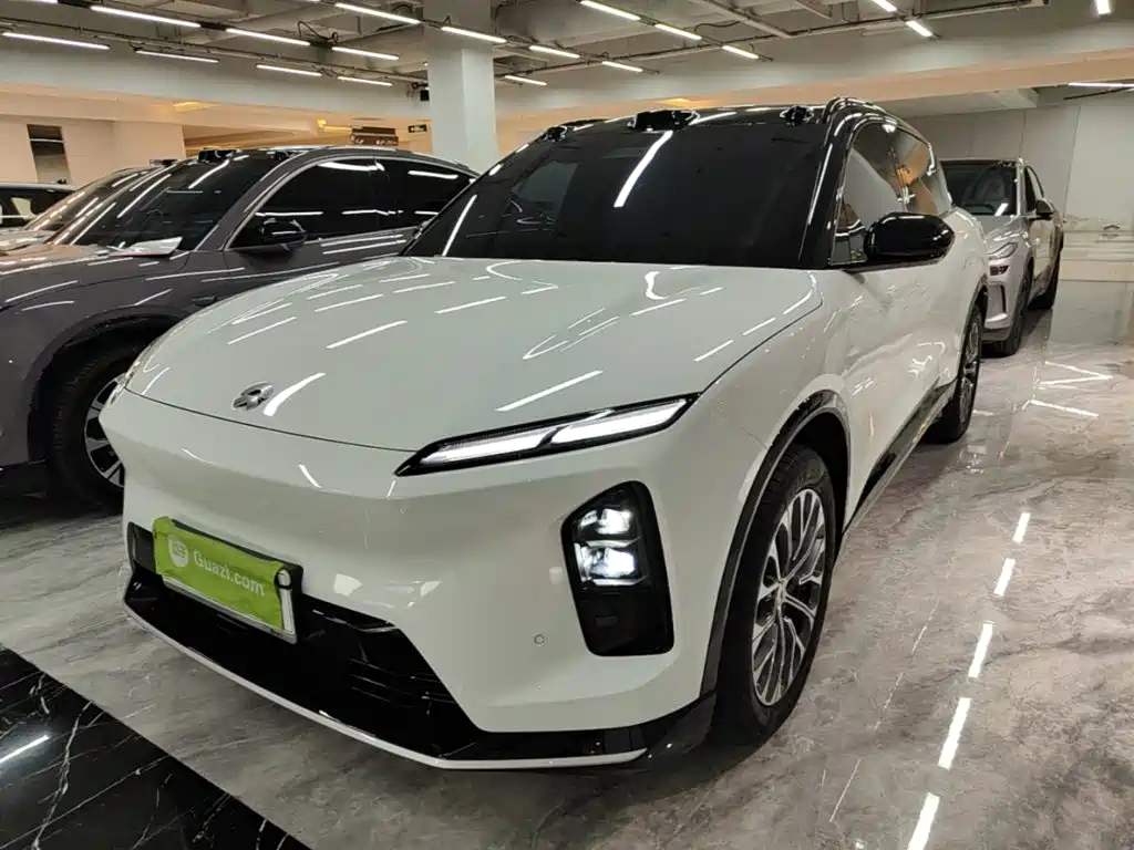 NIO ES6