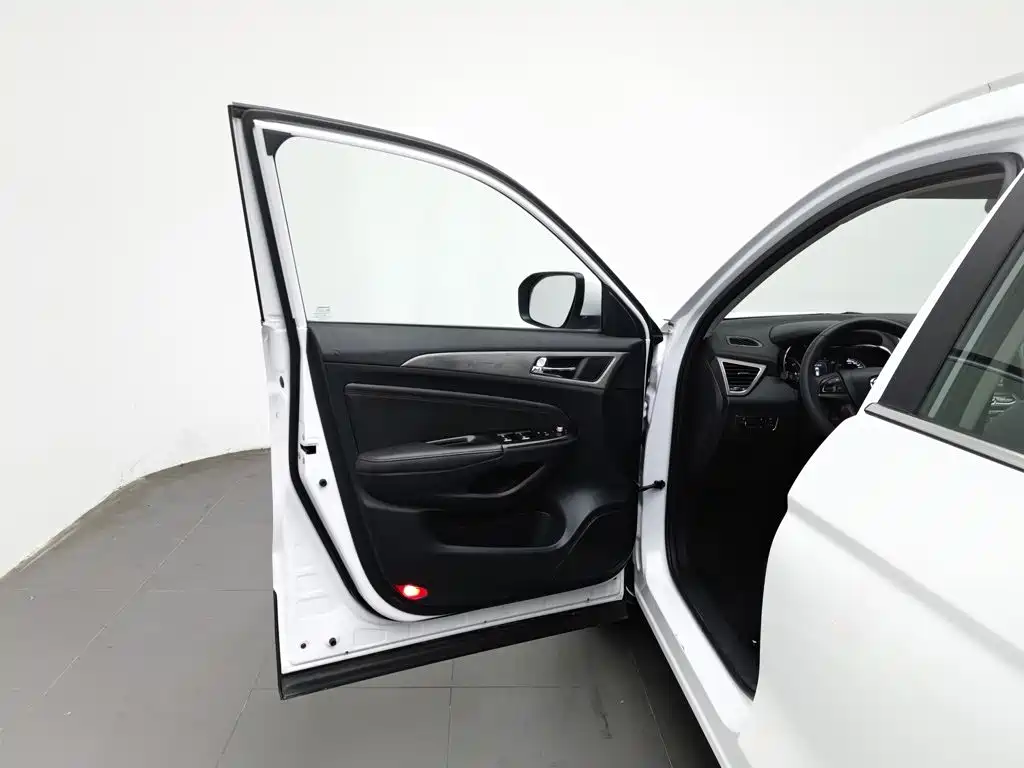 Changan CS75 — миниатюра 8