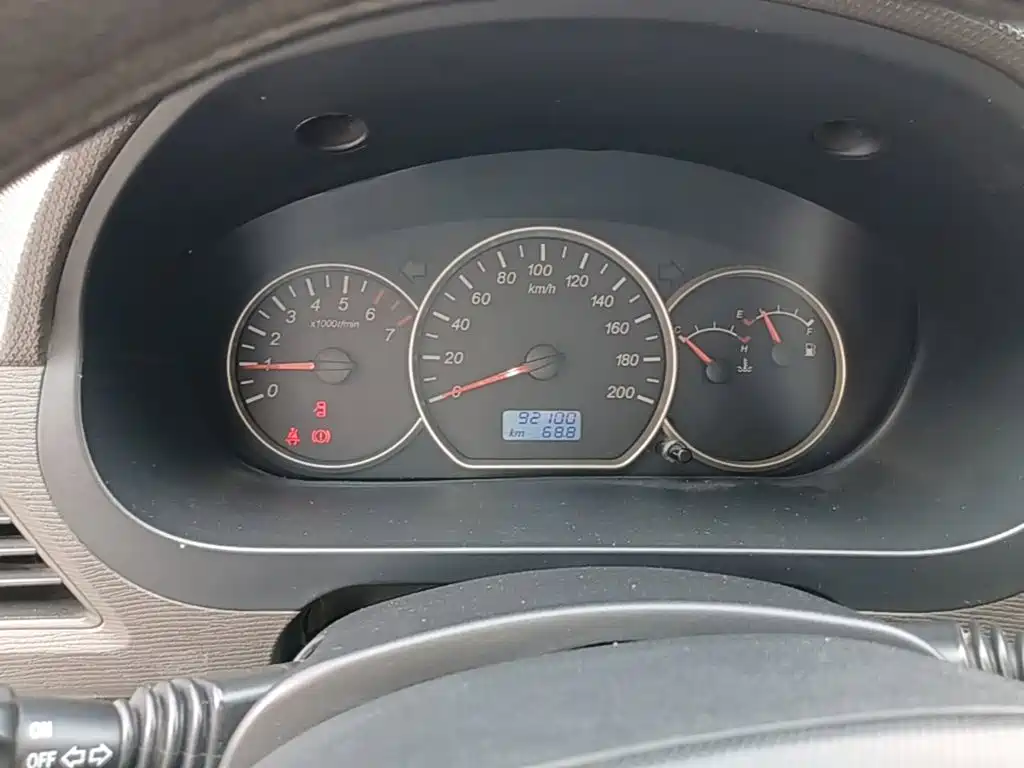 Wuling Hongguang — миниатюра 12