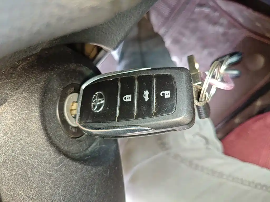 Toyota Yaris L — миниатюра 9