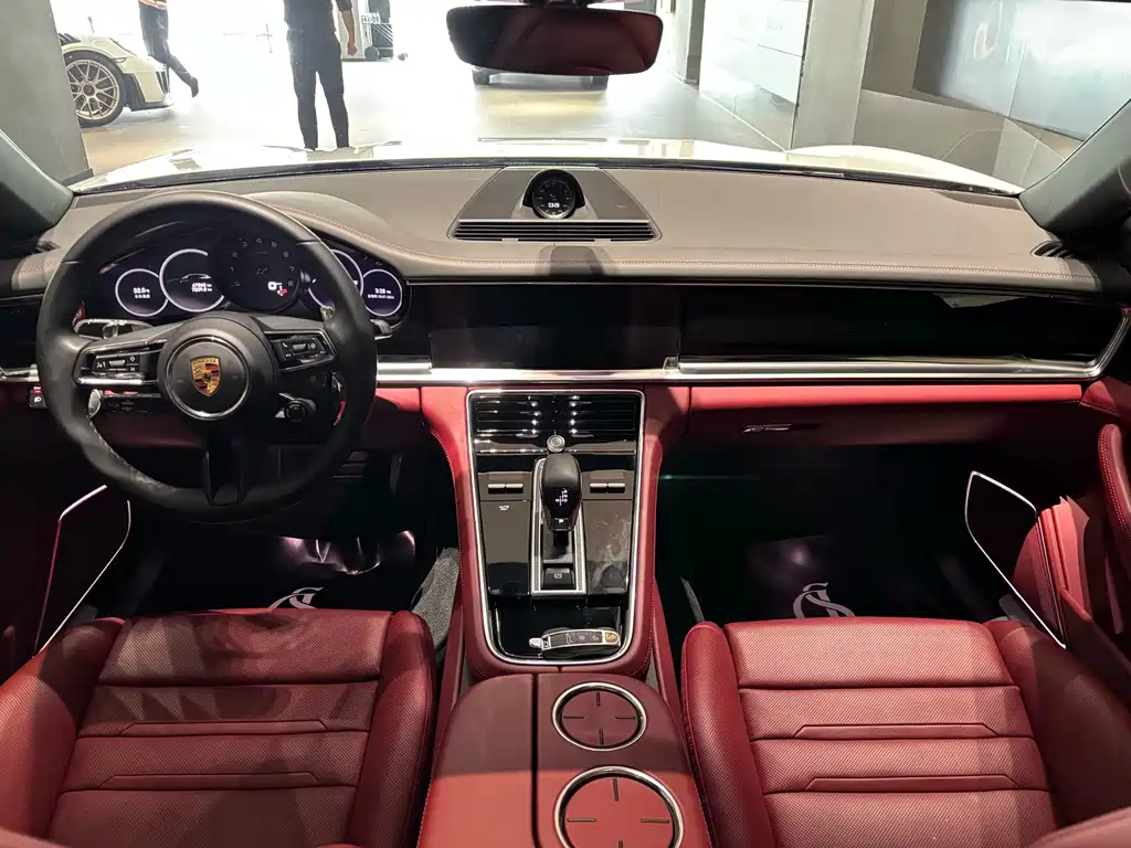 Porsche Panamera — миниатюра 11