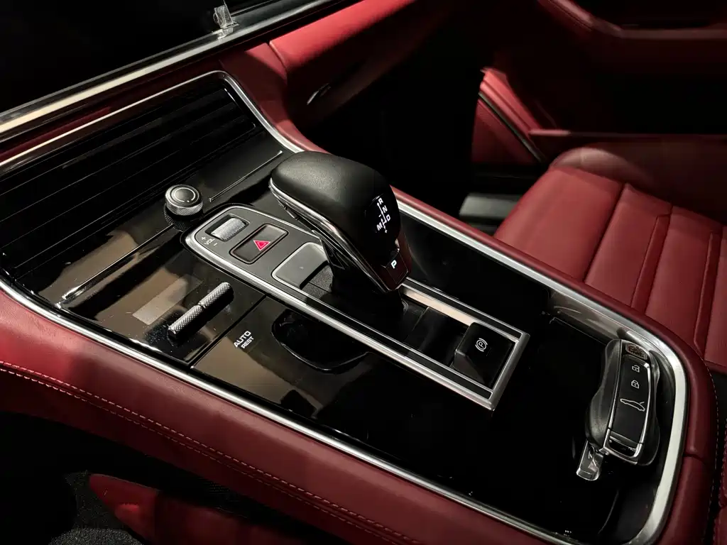 Porsche Panamera — миниатюра 9