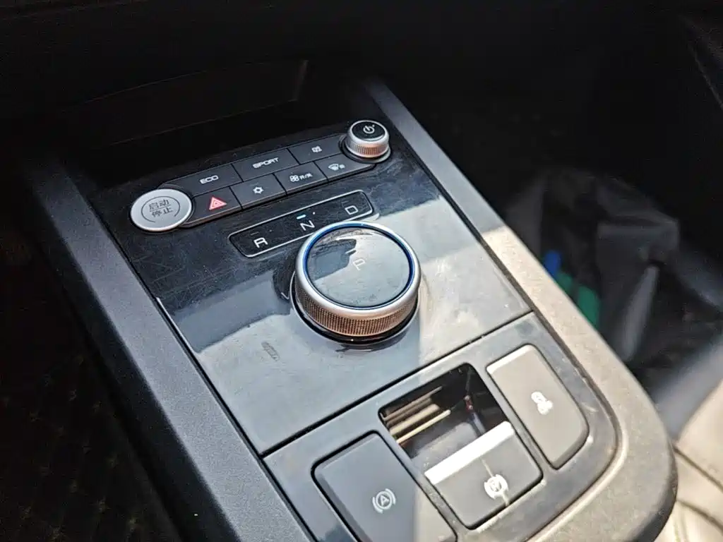 BYD e2 — миниатюра 14