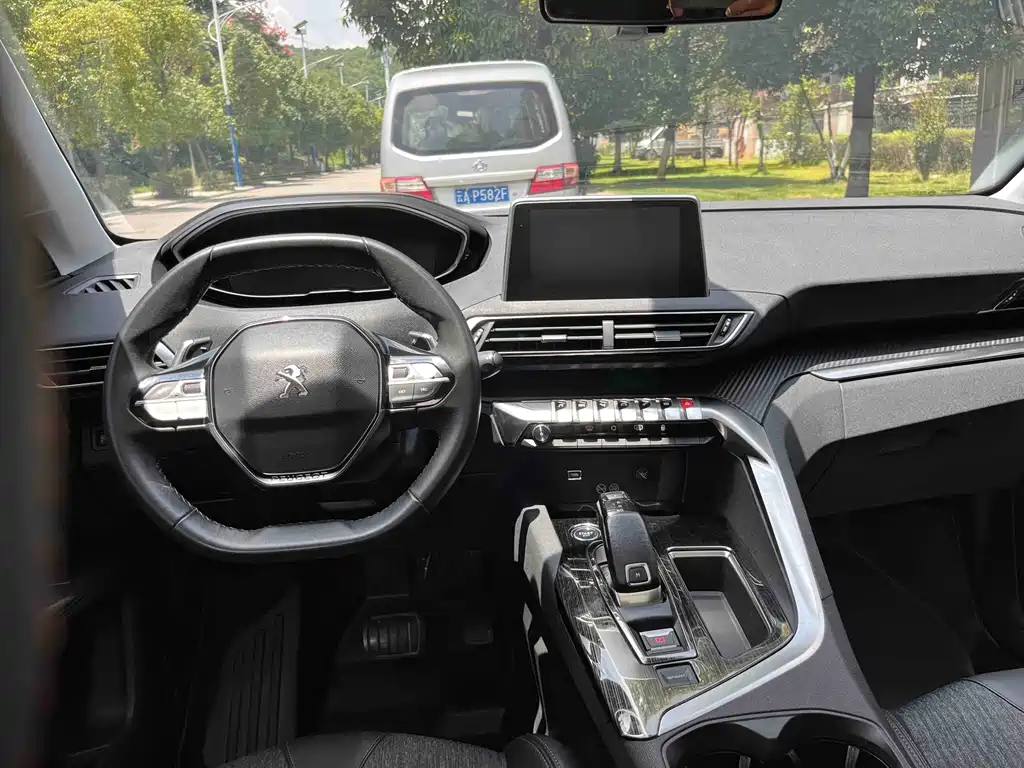 Peugeot 5008 — миниатюра 22