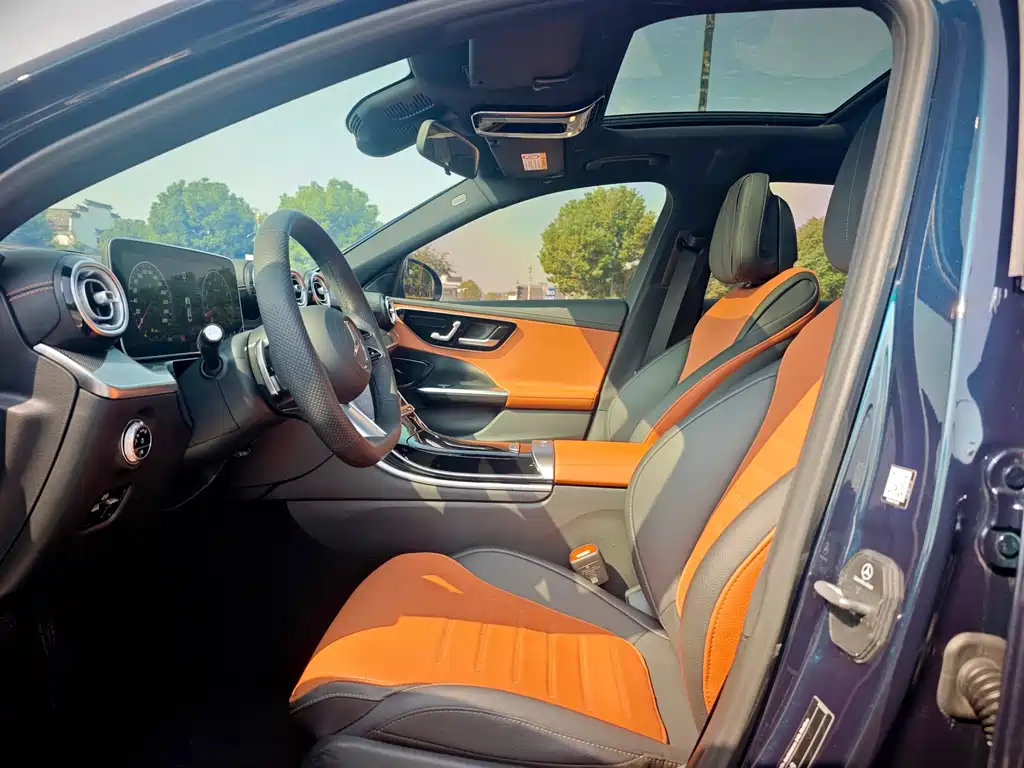 Mercedes-Benz C-Class — миниатюра 8