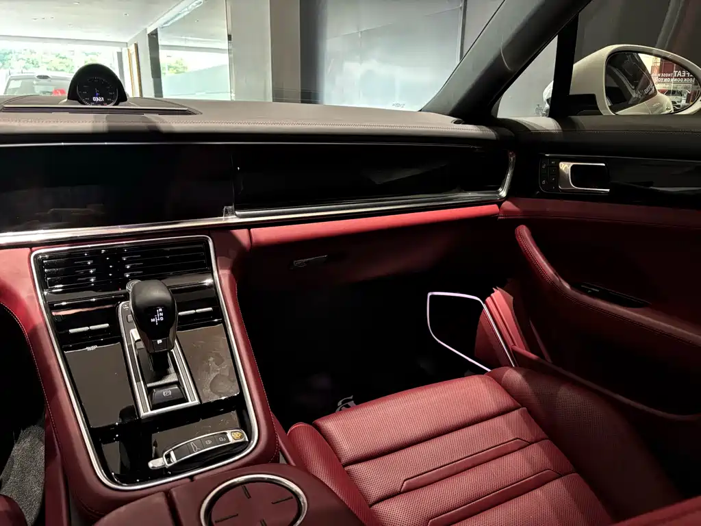 Porsche Panamera — миниатюра 12