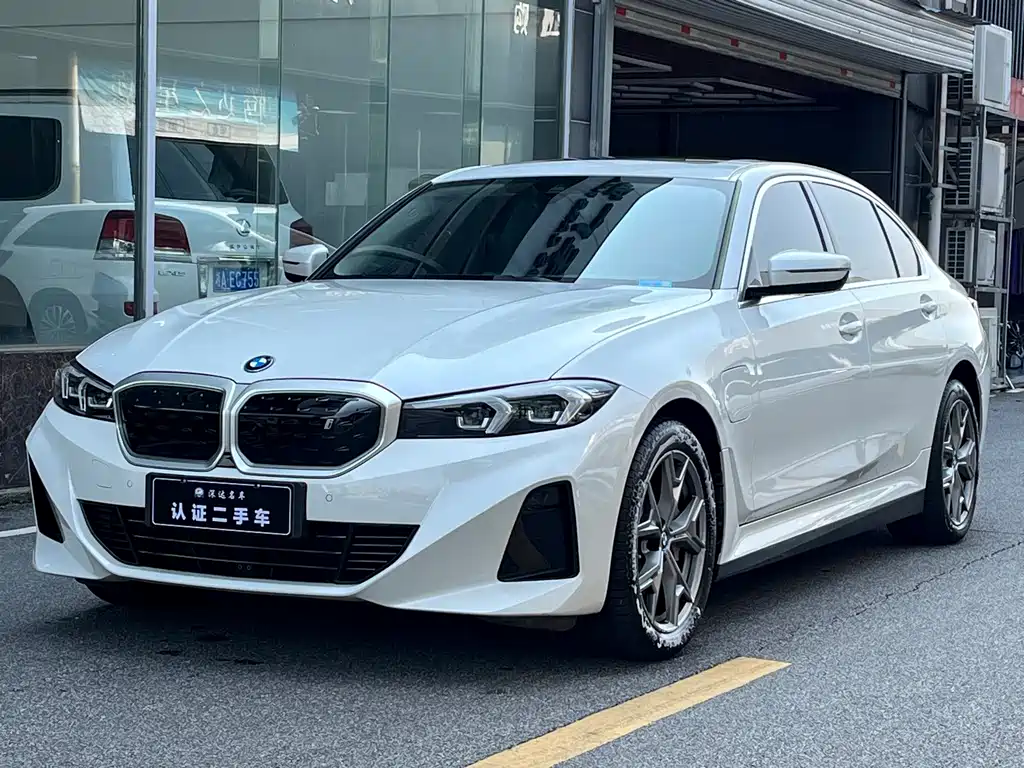 BMW i3