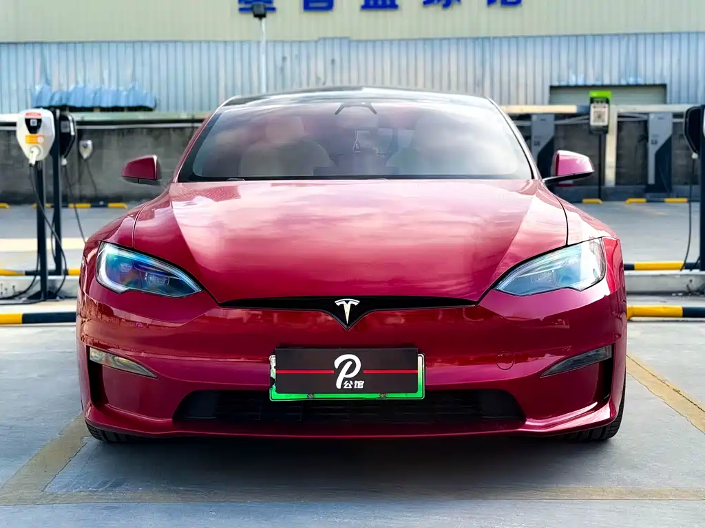 TESLA MODEL S