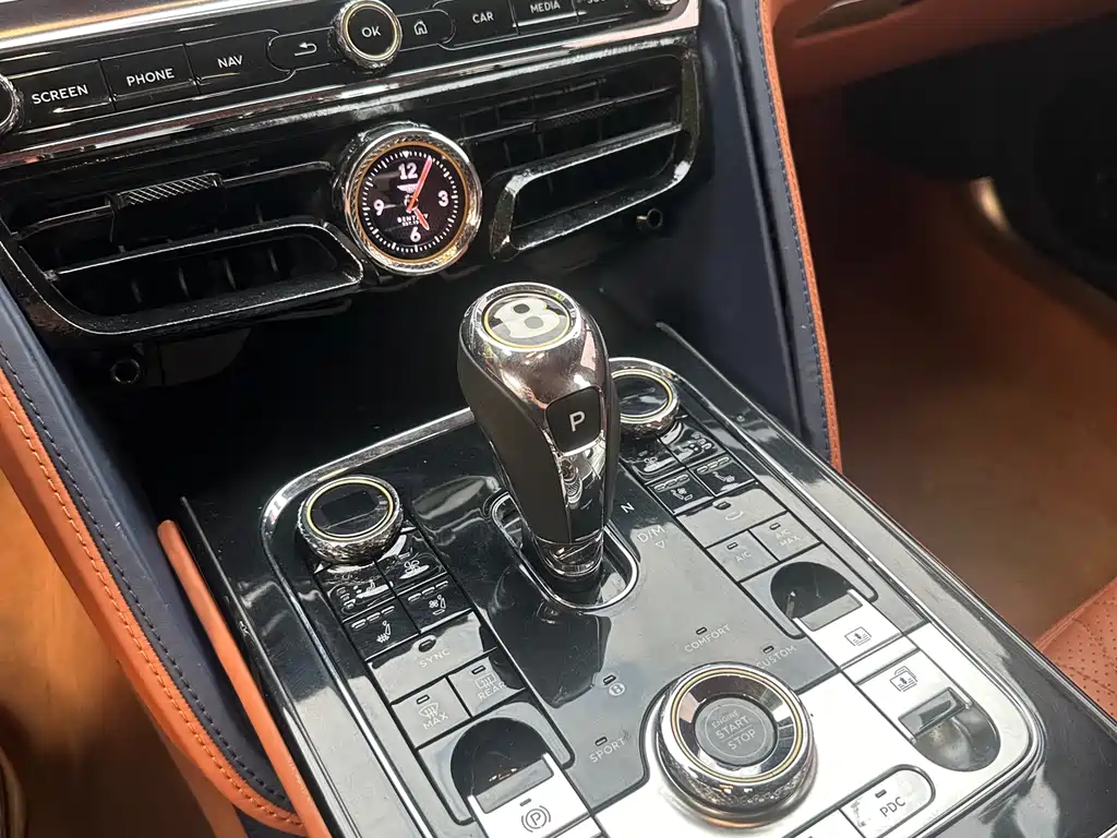 Bentley Flying Spur 2012 6.0T