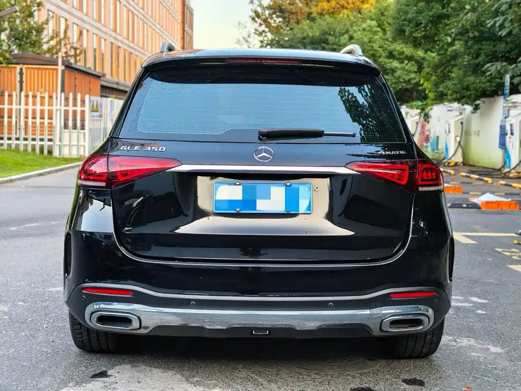 Mercedes-Benz GLE (Import) — миниатюра 2