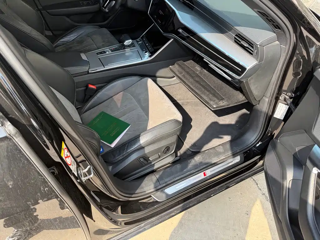 Audi A6L — миниатюра 8