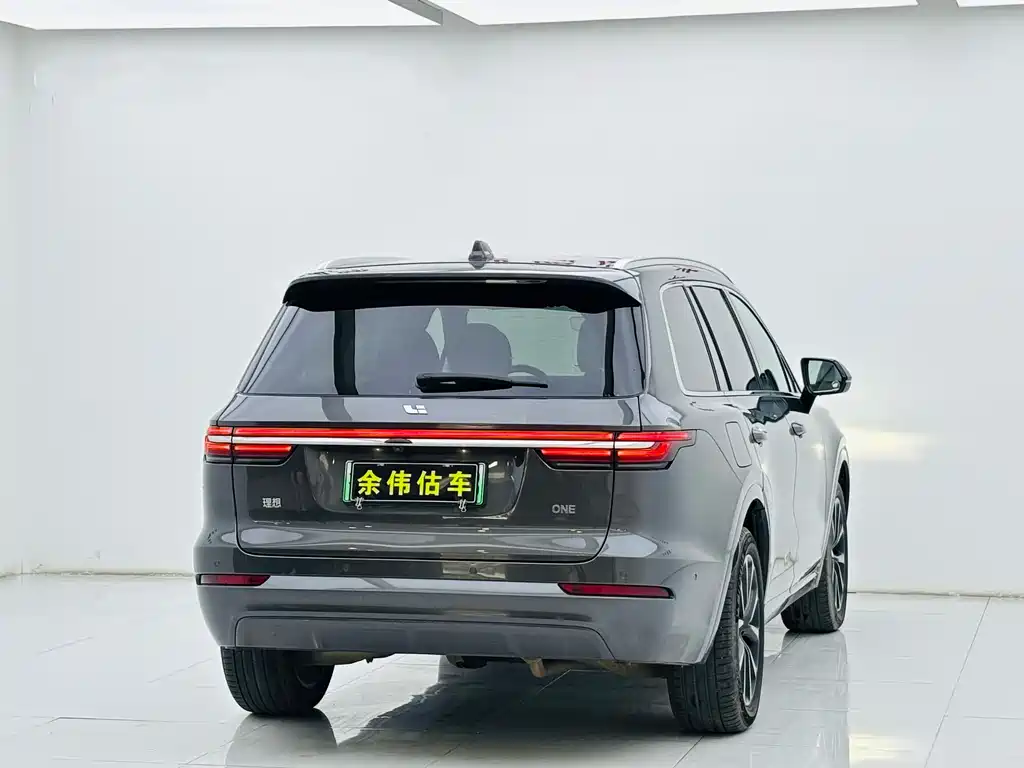 Li Auto ONE 2021 6 мест