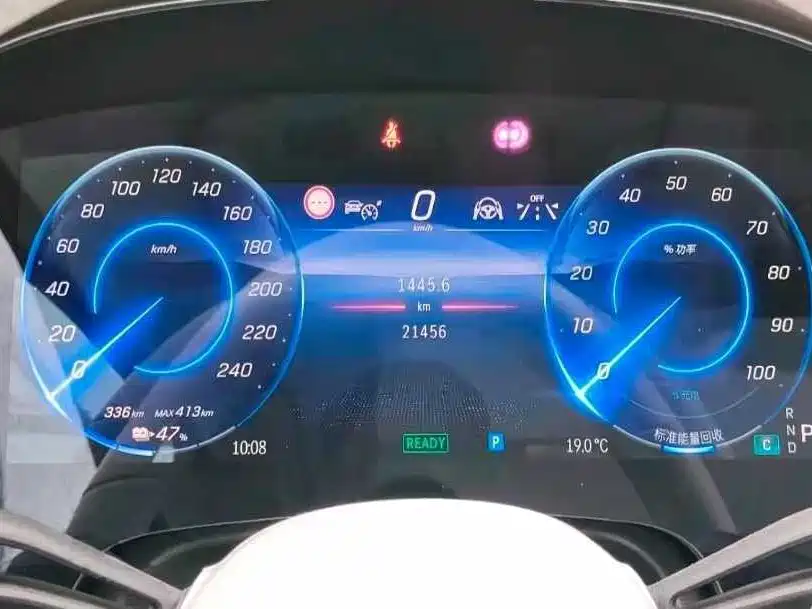 Mercedes-Benz EQS SUV — миниатюра 4
