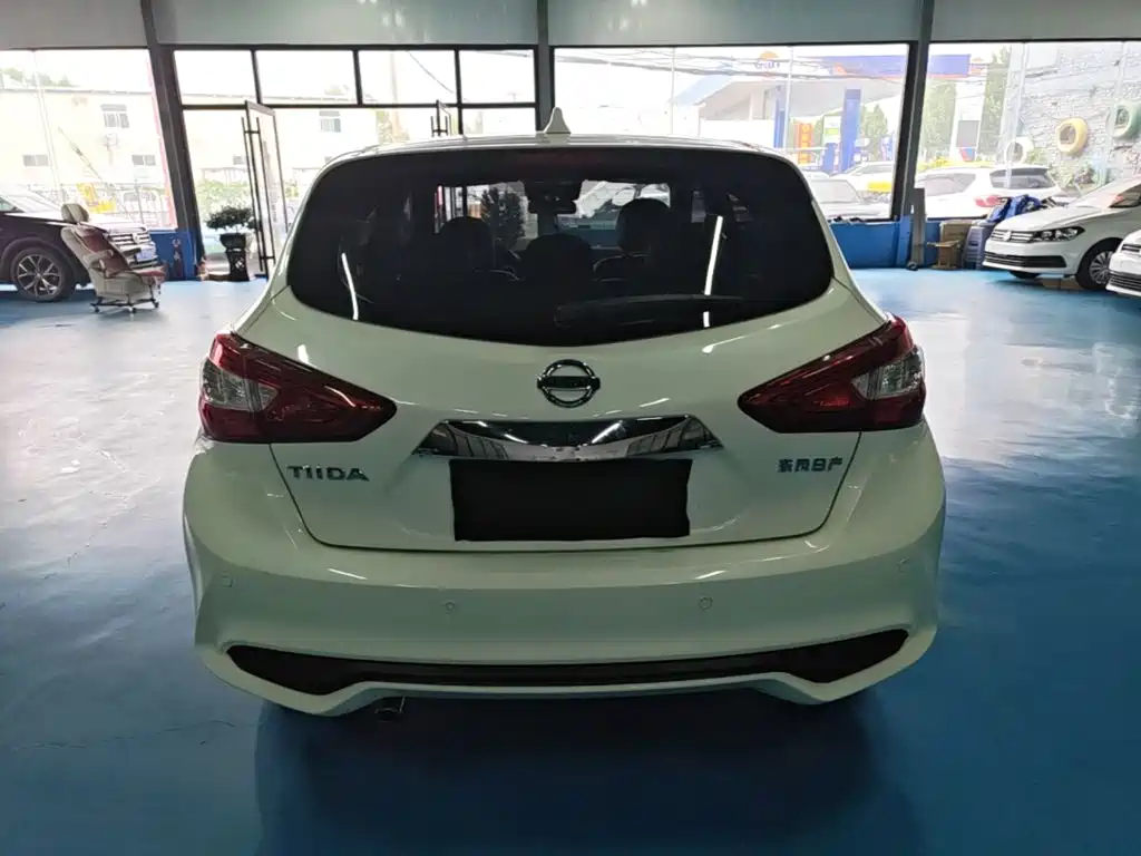 Nissan Tiida 2021 1.6L CVT