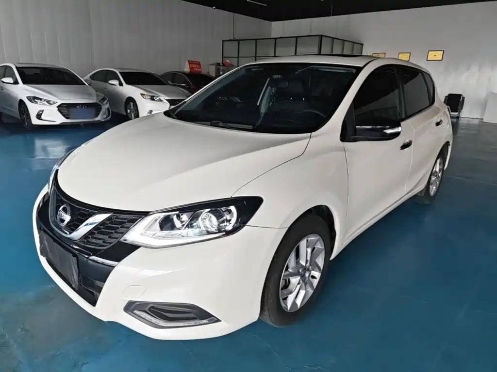 Nissan Tiida 2021 1.6L CVT