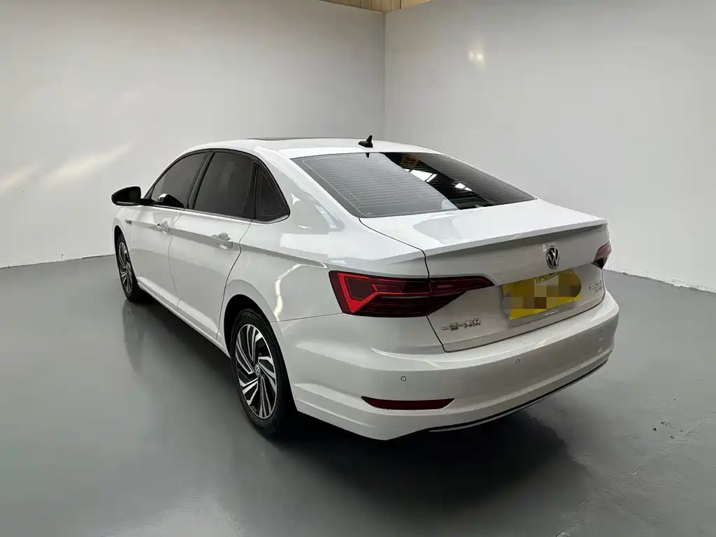 Volkswagen Sagitar — миниатюра 7
