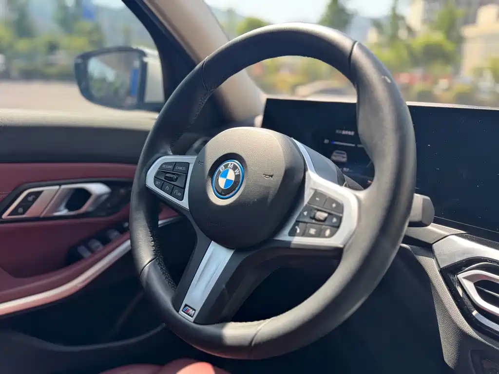 BMW i3 — миниатюра 14