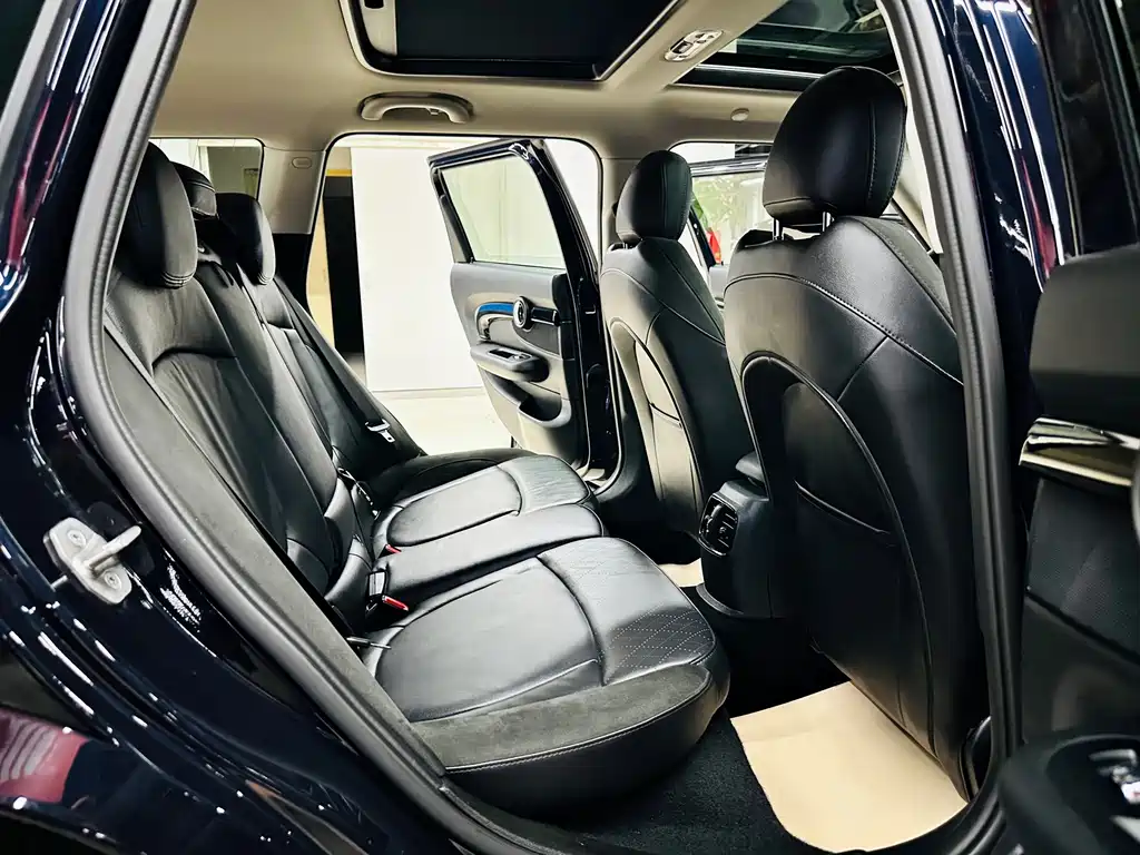 MINI Mini Clubman — миниатюра 19