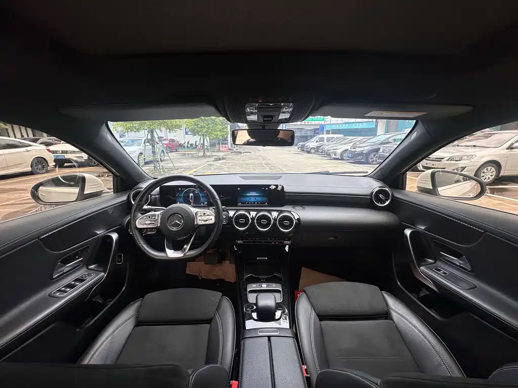 Mercedes-Benz A-Class — миниатюра 8