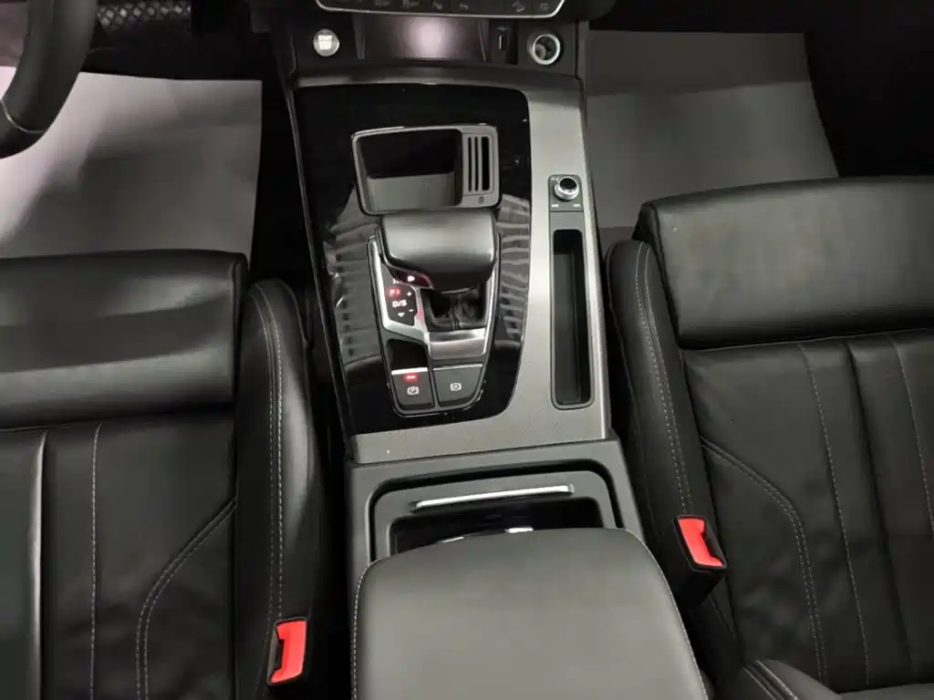 Audi Q5L — миниатюра 14