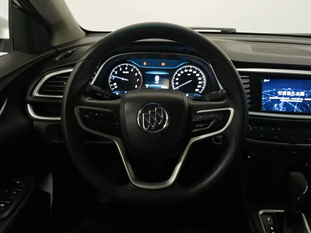 Buick Excelle — миниатюра 11