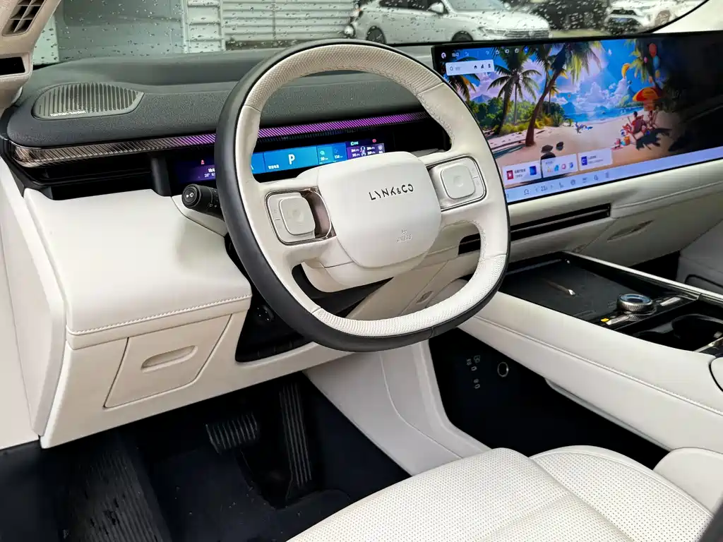 Lynk & Co 900 — миниатюра 10