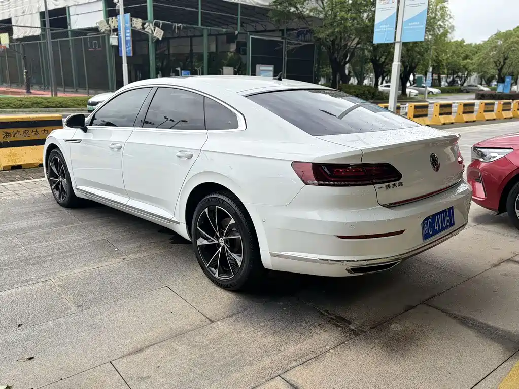 Volkswagen CC — миниатюра 7