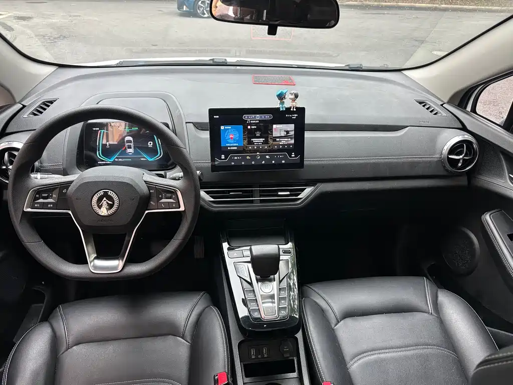 BYD Yuan 2019 EV360