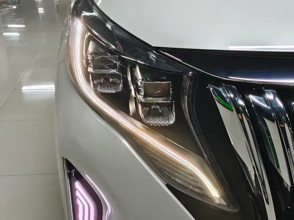 GAC Motor Trumpchi M8 — миниатюра 10