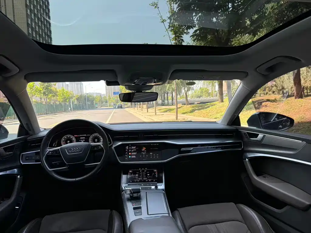 Audi A7L — миниатюра 10