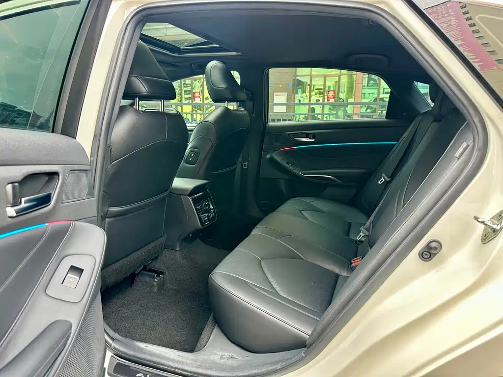 Toyota Avalon 2019 2.0L XLE Premium VI