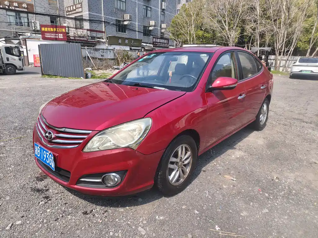 Hyundai Elantra 2011