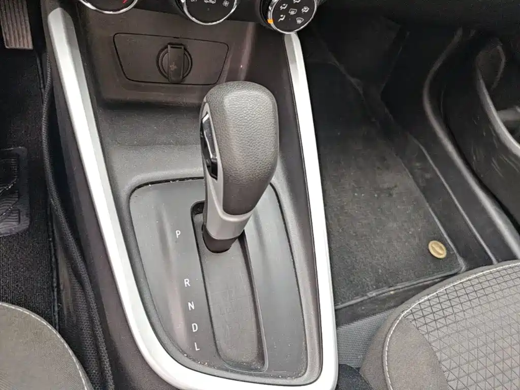 Chevrolet Cavalier — миниатюра 14