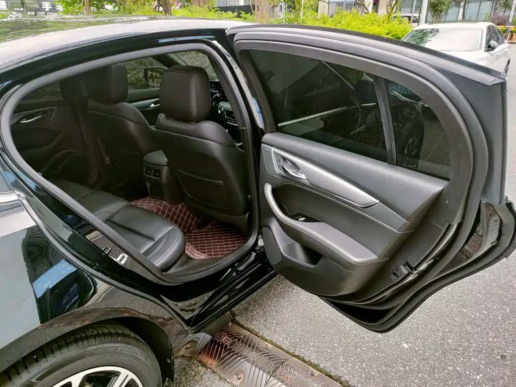 Cadillac CT5 — миниатюра 32