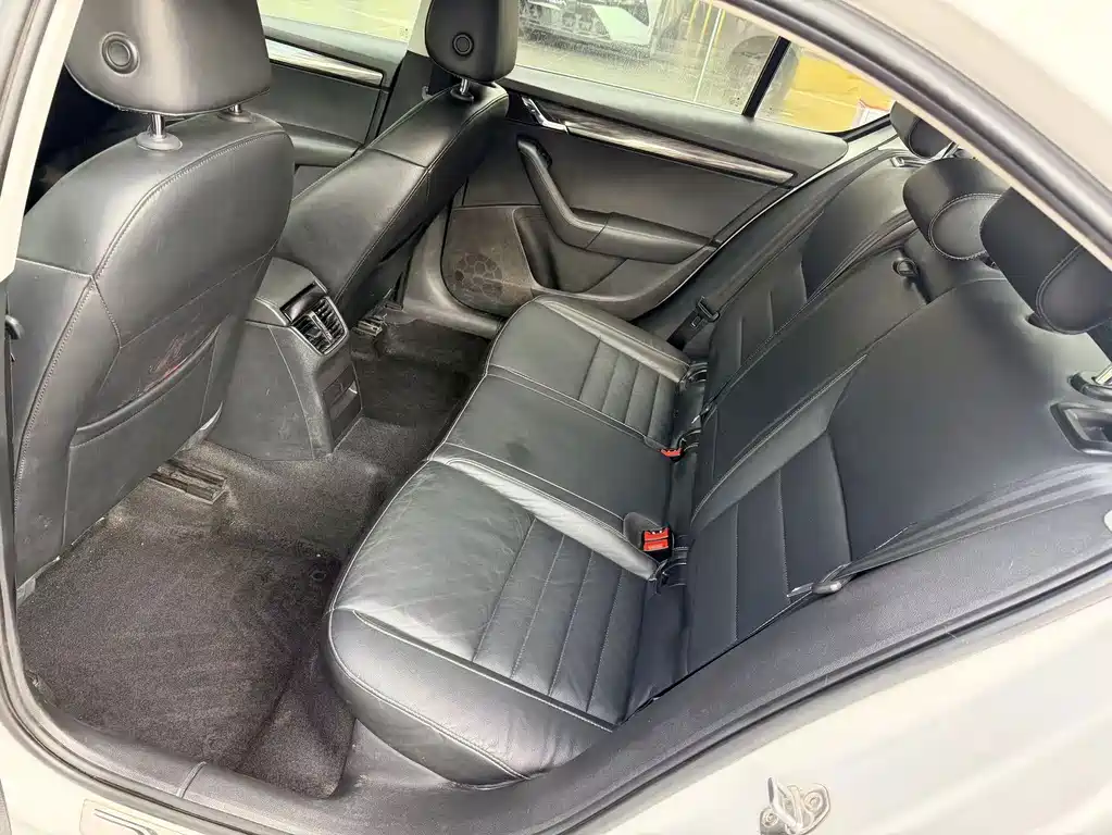 Skoda Octavia — миниатюра 13