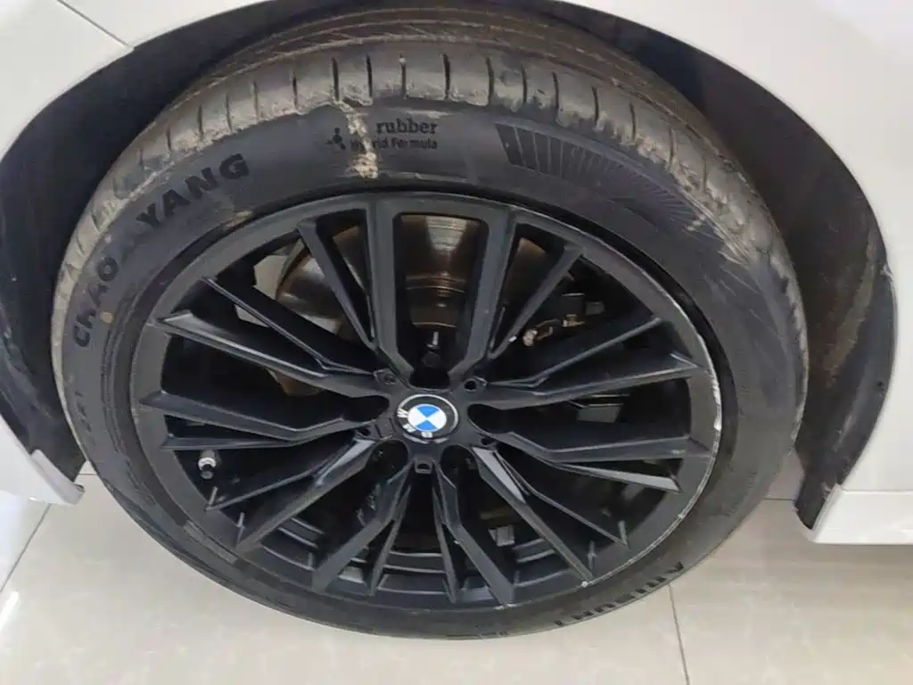 BMW 3 Series — миниатюра 23