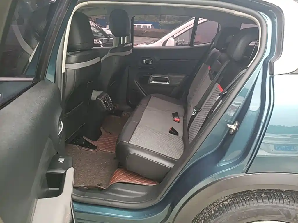 Citroen C5 AIRCROSS — миниатюра 17