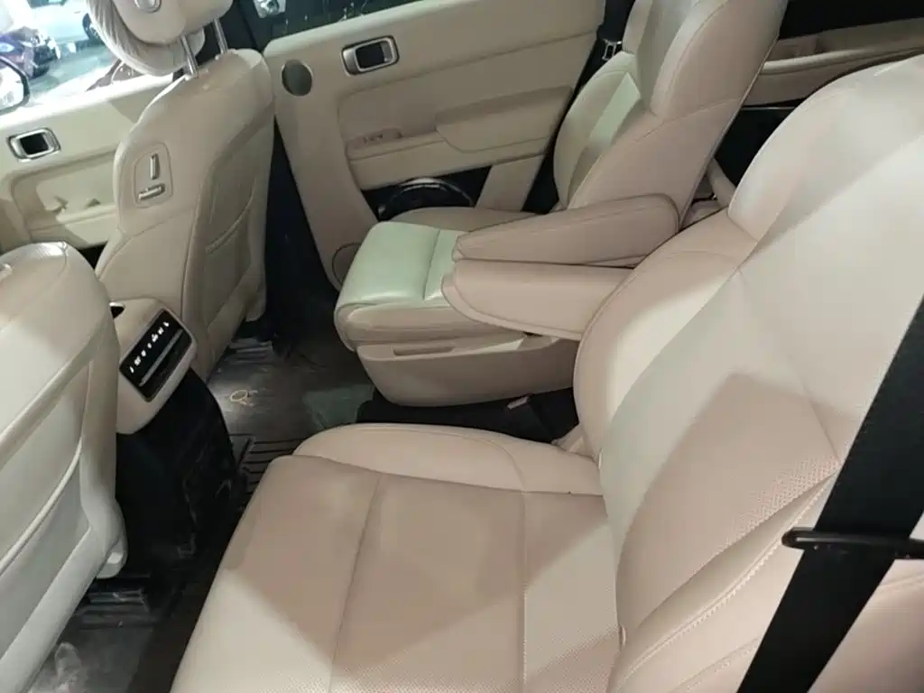 Li Auto Li L8 — миниатюра 17
